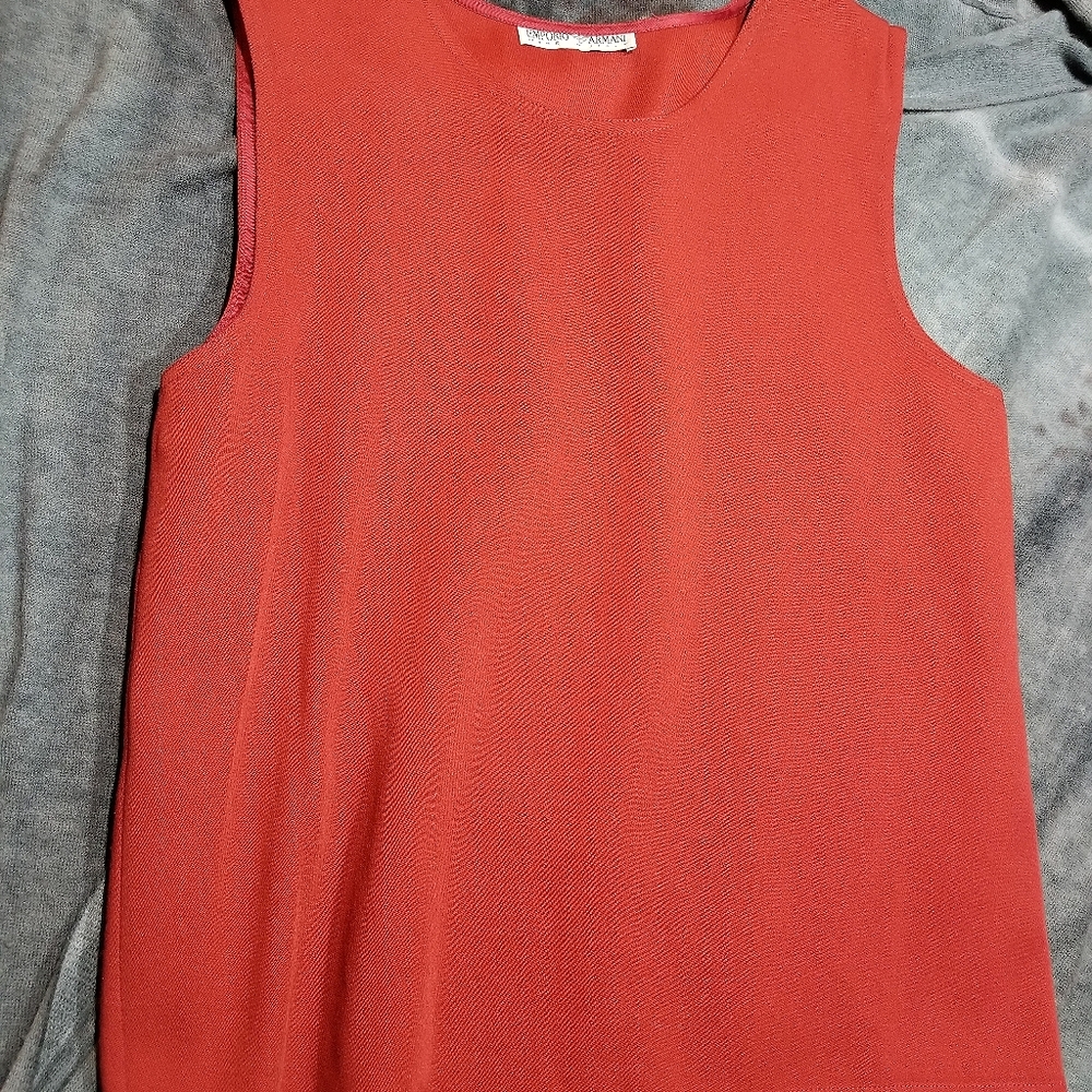 Sleeveless top